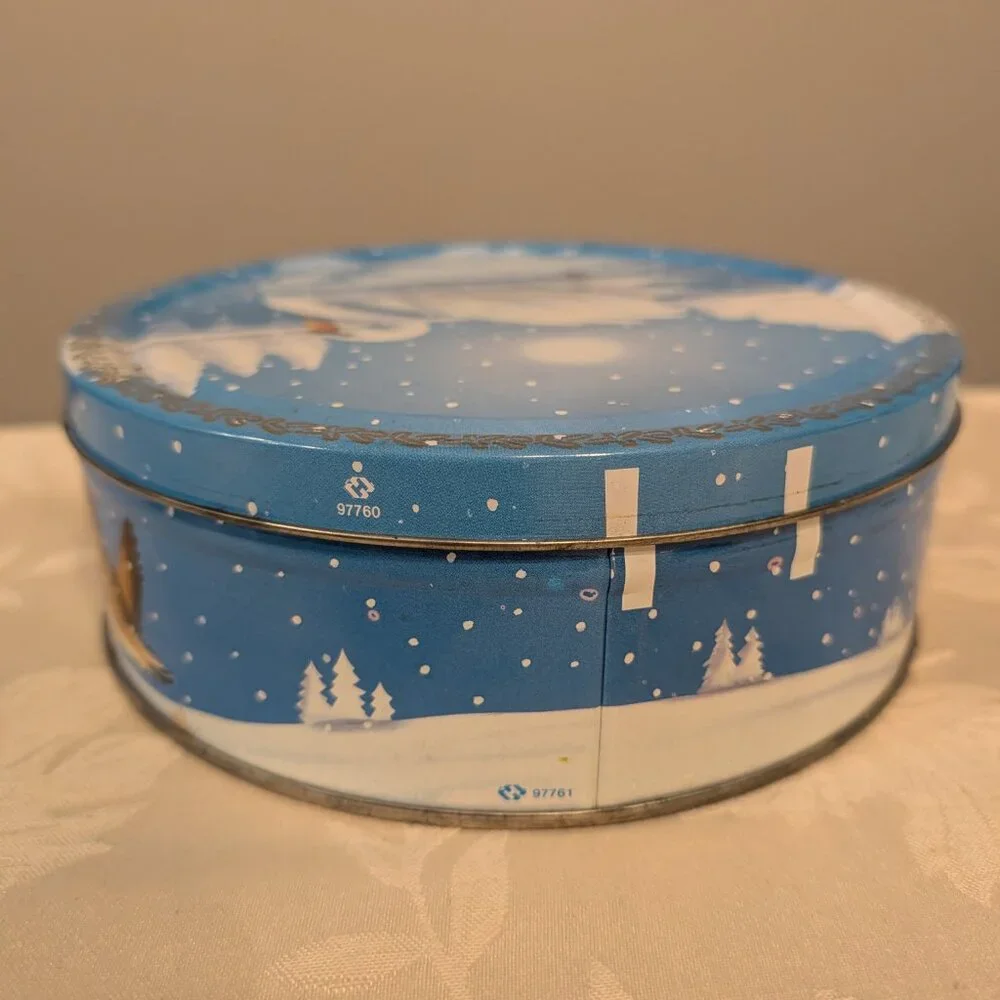 Rare VTG Goose Metal Collectible Tin Snowy Scene Cottagecore Country Decor 7.5